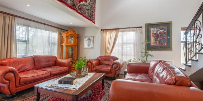 4 Bedroom Property for Sale in Stilbaai Wes Western Cape